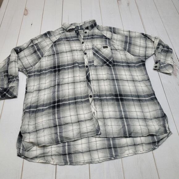 Urban Outfitters UO Brendan oversized boyfriend button down shirt plaid - Picture 1 of 9